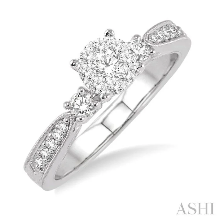 1/3 Ctw Round Cut Diamond Lovebright Engagement Ring in 14K White Gold